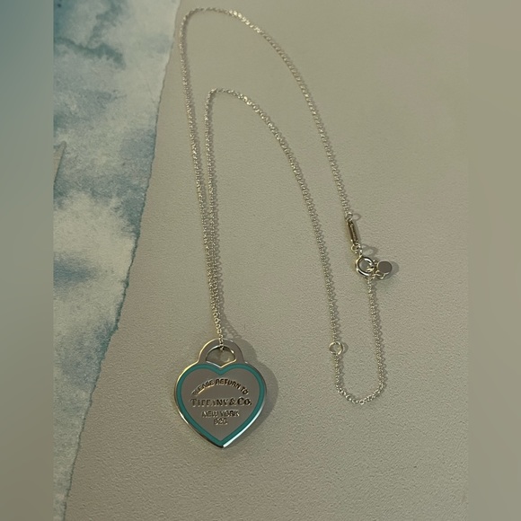 Authentic Tiffany & Co Blue Outline Necklace - Picture 2 of 6